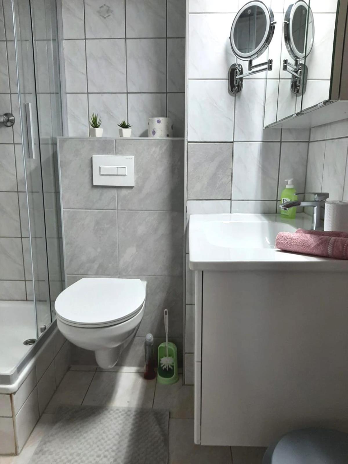 Art Anton Apartment Plauen